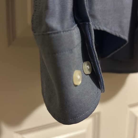 Medium- Navy Tommy Hilfiger Button Down - Picture 4 of 4